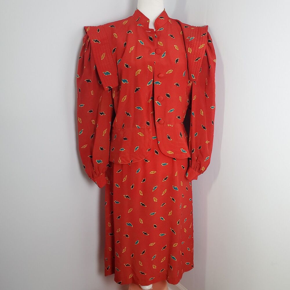 Vintage Silky Bee Red Geometric Print Two-Piece Silk Set Size 8